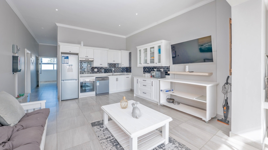 2 Bedroom Property for Sale in Struisbaai Western Cape